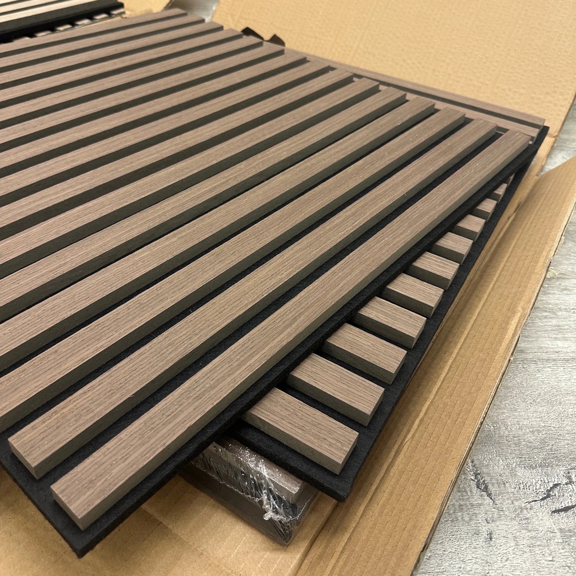 GRANDEUR® Acoustic Square Wall Panels 60 x 60cm (SET of 4) - Walnut (Dark Oak)