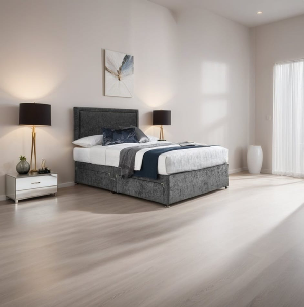 Blanco Bordé Divan